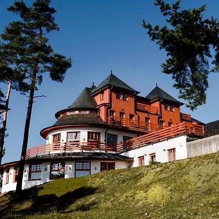 Hotel Vitkova Hora - Veitsberg Карловы Вары Экстерьер фото